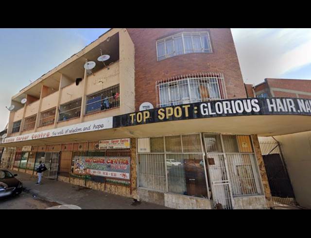BUSINESS FOR SALE IN GERMISTON CENTRAL